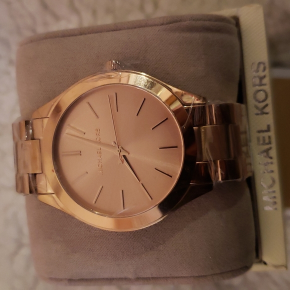 Michael kors watch - Picture 2 of 3